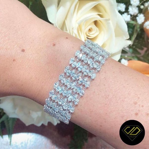 Pear Shaped Diamond Bracelet